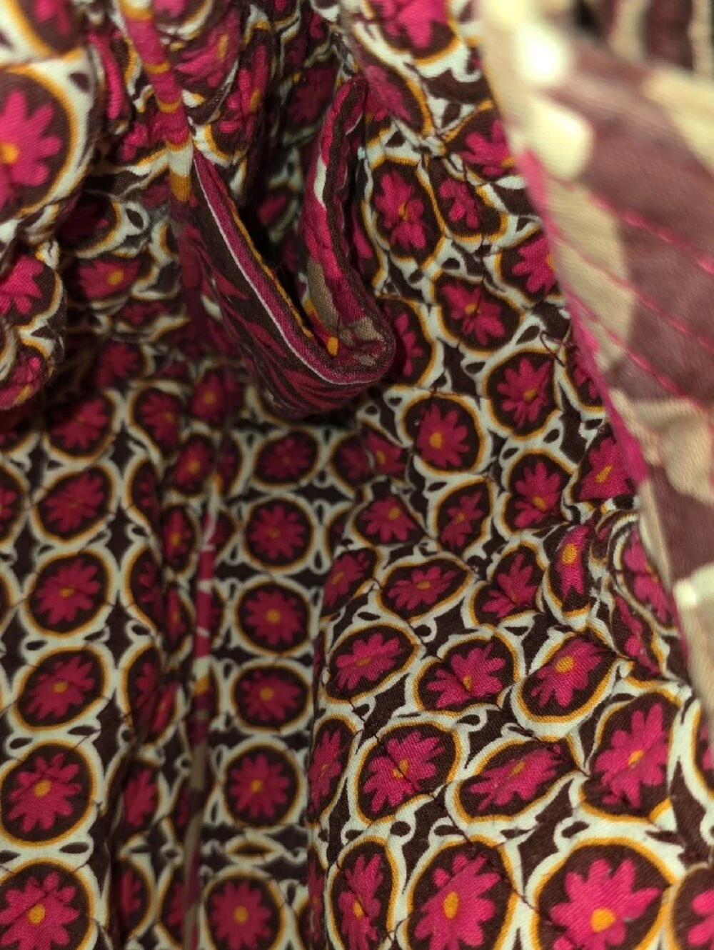 Vera Bradley - Quilted Floral Shoulder Bag- Inv.535